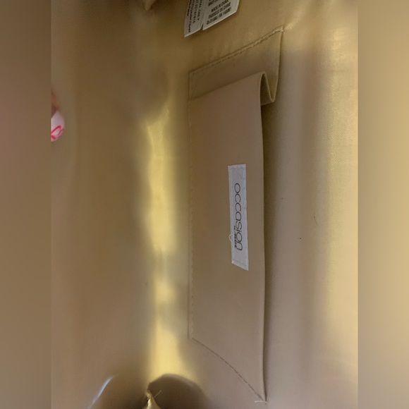 champagne pleated metallic clutch with rose gold chain - Picture 6 of 10